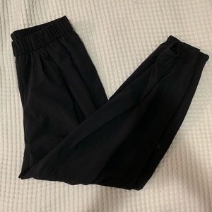 Lululemon light weight joggers!